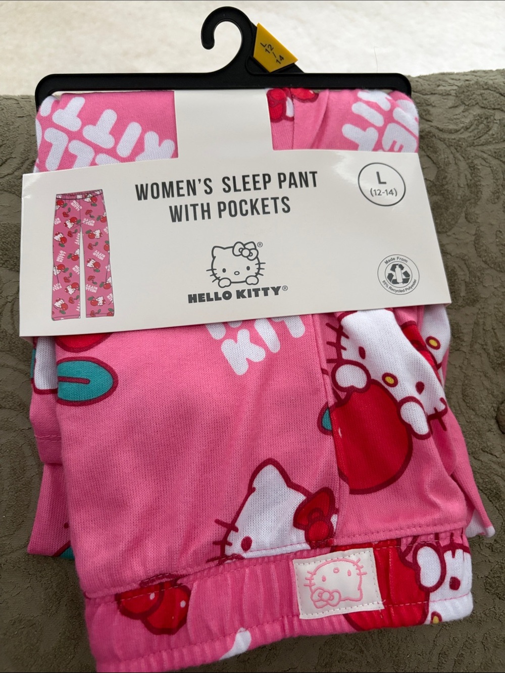 NWT Hello Kitty Pink Graphic Sleep Pants with Pockets